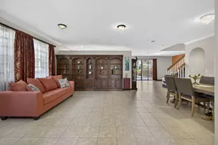 1168 Oakwater Dr, Royal Palm Beach, FL 33411 - Photo 6