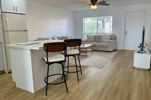 1100 Crystal Lake Dr, Deerfield Beach, FL 33064 - Photo 10