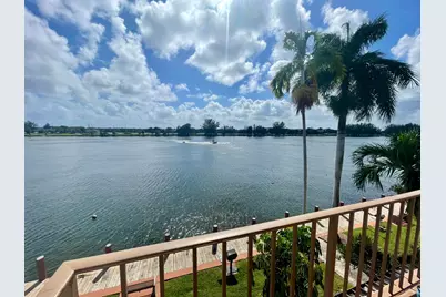 1100 Crystal Lake Drive #207, Pompano Beach, FL 33064 - Photo 18