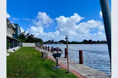 1100 Crystal Lake Drive #207, Pompano Beach, FL 33064 - Photo 20