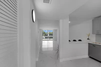 750 NE Spanish River Boulevard #1020, Boca Raton, FL 33431 - Photo 6