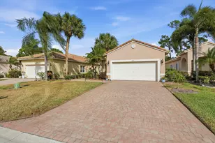 362 NW Granville St, Port Saint Lucie, FL 34986 - Photo 2