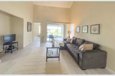 3851 Island Club Circle E, Lake Worth, FL 33462 - Photo 6