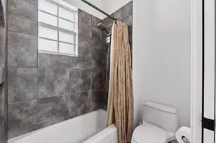 14471 Paddock Dr, Wellington, FL 33414 - Photo 16