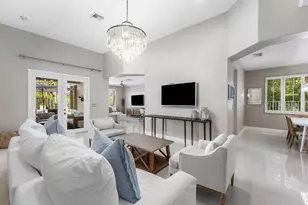 121 Palm Cir, Lake Worth Beach, FL 33462 - Photo 20