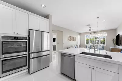 121 Palm Circle, Lake Worth Beach, FL 33462 - Photo 14