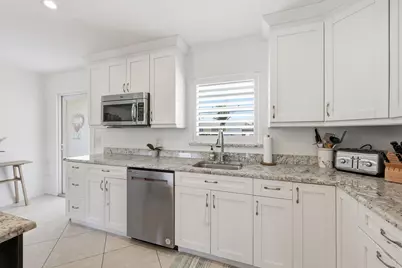 3135 Florida Boulevard, Palm Beach Gardens, FL 33410 - Photo 8