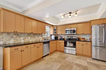 331 NE Camelot Drive, Port Saint Lucie, FL 34983 - Photo 14