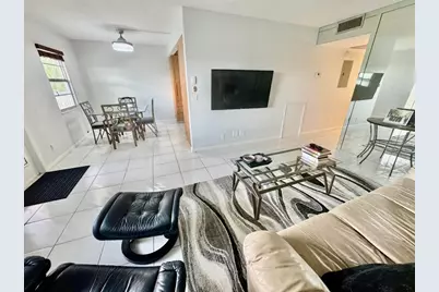 4063 Yarmouth D, Boca Raton, FL 33434 - Photo 2