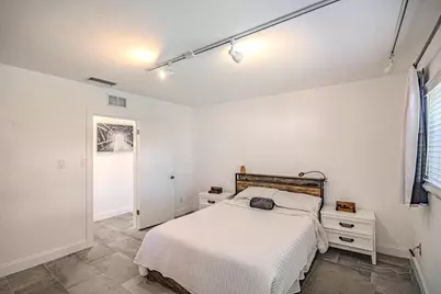 408 SE 8th Avenue, Deerfield Beach, FL 33441 - Photo 16