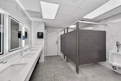 2950 W Cypress Creek Road, Fort Lauderdale, FL  - Photo 20