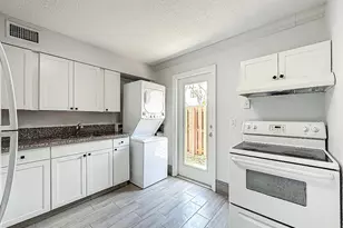 337 Kenilworth Blvd, West Palm Beach, FL 33405 - Photo 10