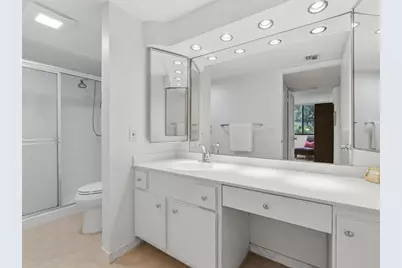 2520 Presidential Way #203, West Palm Beach, FL 33401 - Photo 16