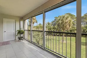 2520 Presidential Way, West Palm Beach, FL 33401 - Photo 22
