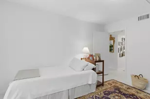 2520 Presidential Way, West Palm Beach, FL 33401 - Photo 18