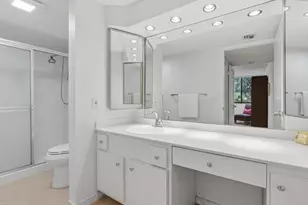 2520 Presidential Way, West Palm Beach, FL 33401 - Photo 16