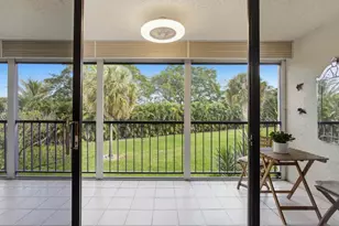 2520 Presidential Way, West Palm Beach, FL 33401 - Photo 20