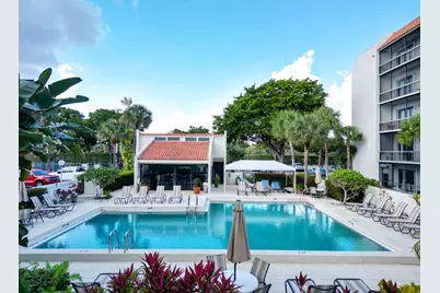 2520 Presidential Way #203, West Palm Beach, FL 33401 - Photo 32