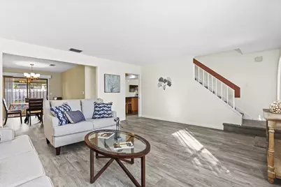 1089 Raintree Drive, Palm Beach Gardens, FL 33410 - Photo 6