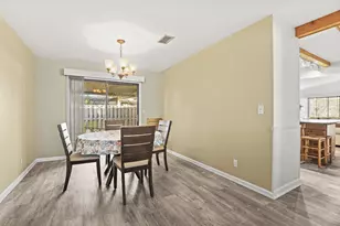 1089 Raintree Dr, Palm Beach Gardens, FL 33410 - Photo 8