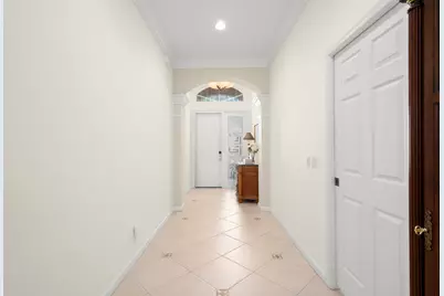 396 Springview Loop, Port Saint Lucie, FL 34986 - Photo 4