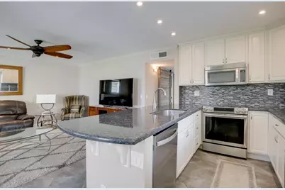 510 Flanders K, Delray Beach, FL 33484 - Photo 4