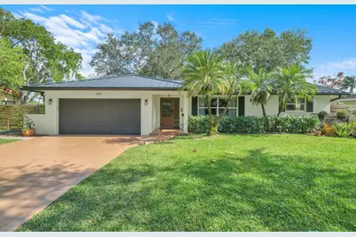 824 N Bel Air Drive, Plantation, FL 33317 - Photo 1