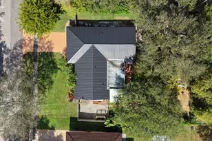 824 N Bel Air Dr, Plantation, FL 33317 - Photo 24