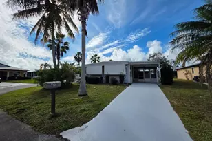 36 Grande Vista Way, Port Saint Lucie, FL 34952 - Photo 2