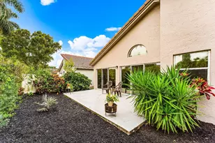 9702 Harbour Lake Cir, Boynton Beach, FL 33437 - Photo 32