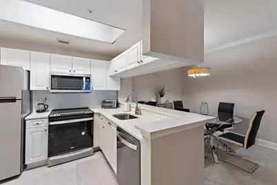 2809 Amalei Drive #203, Palm Beach Gardens, FL 33410 - Photo 10