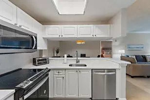 2809 Amalei Dr, Palm Beach Gardens, FL 33410 - Photo 14