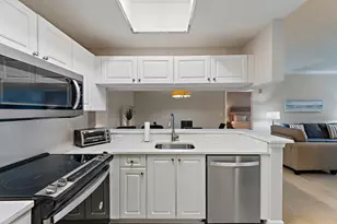 2809 Amalei Dr, Palm Beach Gardens, FL 33410 - Photo 14