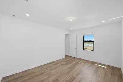 6850 NW Kestrel Lane, Port Saint Lucie, FL 34987 - Photo 26