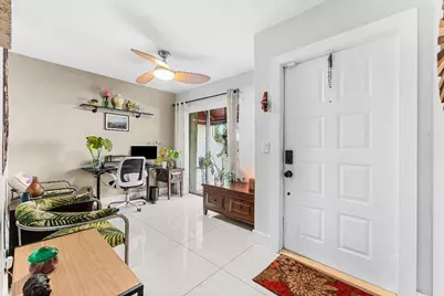 109 Liberty Court #109, Deerfield Beach, FL 33442 - Photo 2