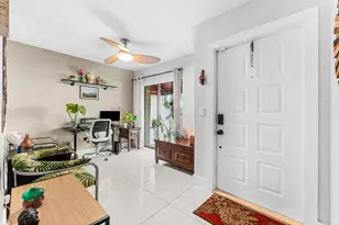 109 Liberty Ct, Deerfield Beach, FL 33442 - Photo 2