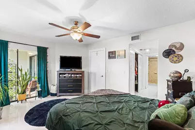 109 Liberty Court #109, Deerfield Beach, FL 33442 - Photo 16