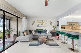 109 Liberty Ct, Deerfield Beach, FL 33442 - Photo 10