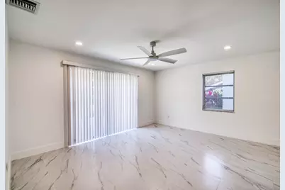 10084 Meridian Way N #4, Palm Beach Gardens, FL 33410 - Photo 8