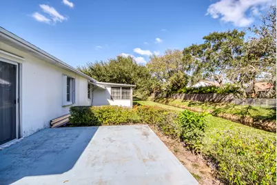 10084 Meridian Way N #4, Palm Beach Gardens, FL 33410 - Photo 16