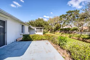 10084 Meridian Way N, Palm Beach Gardens, FL 33410 - Photo 16