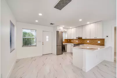 10084 Meridian Way N #4, Palm Beach Gardens, FL 33410 - Photo 12