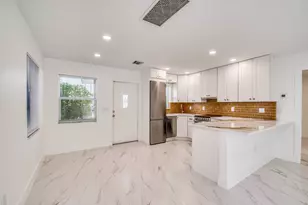 10084 Meridian Way N, Palm Beach Gardens, FL 33410 - Photo 12