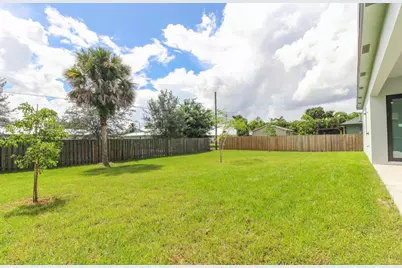 850 SW Abingdon Avenue, Port Saint Lucie, FL 34953 - Photo 18