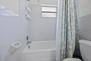 421 S Lakeside Dr, Lake Worth Beach, FL 33460 - Photo 18