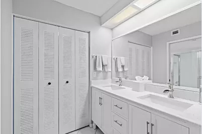 4735 Lucerne Lakes Boulevard #402, Lake Worth, FL 33467 - Photo 14