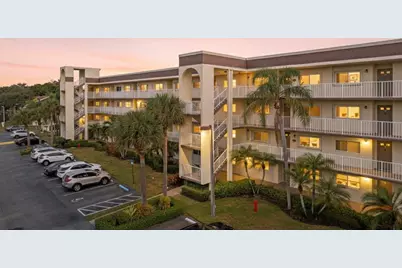 4735 Lucerne Lakes Boulevard #402, Lake Worth, FL 33467 - Photo 2