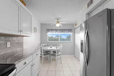 4735 Lucerne Lakes Boulevard #402, Lake Worth, FL 33467 - Photo 10