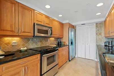899 Jeffery Street #310, Boca Raton, FL 33487 - Photo 4