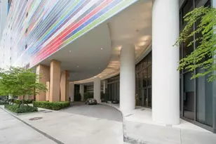 55 SW 9th St, Miami, FL 33130 - Photo 14